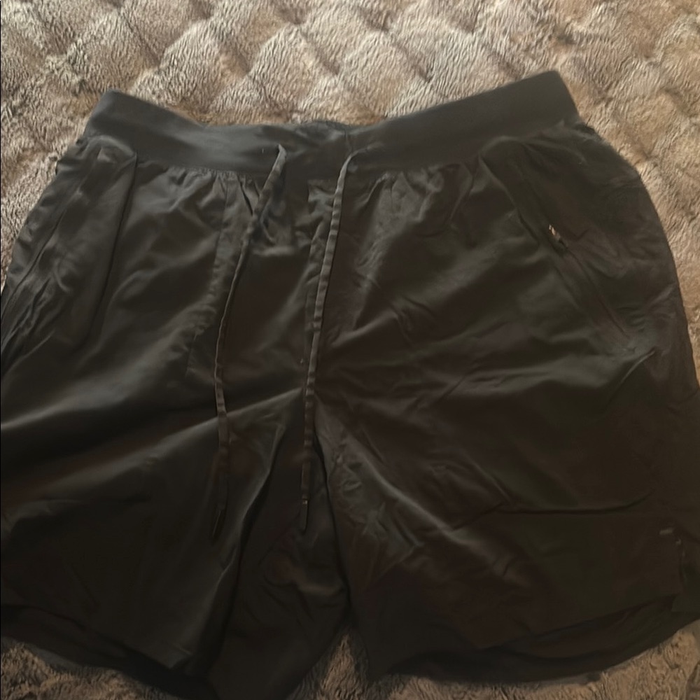Lululemon black 6 inch inseam Shorts